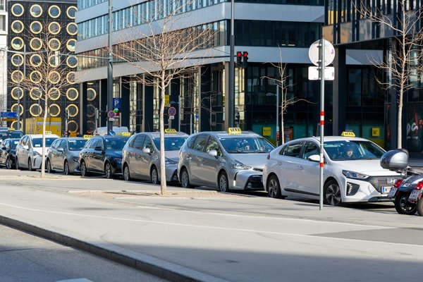 Quelles opportunités économiques émergent des nouvelles routes commerciales internationales ?